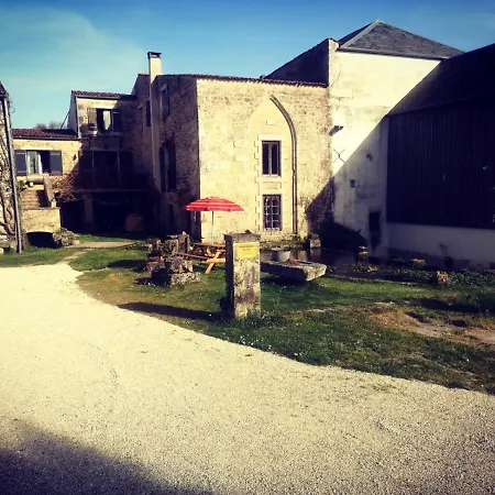 En Le Moulin D'annepont *