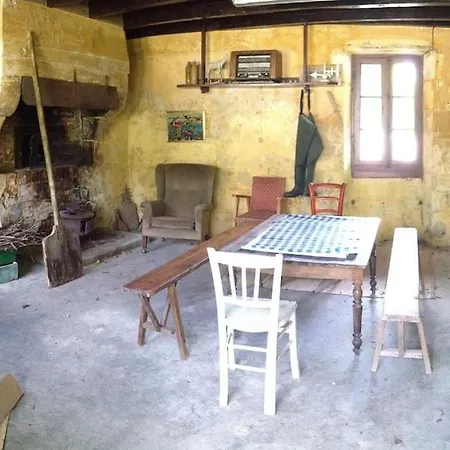 Couette-café En Le Moulin D'annepont 3*